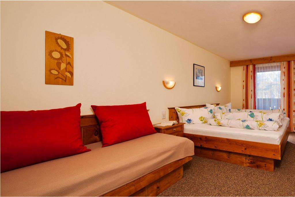 Alpengasthof Koefels Umhausen Room photo